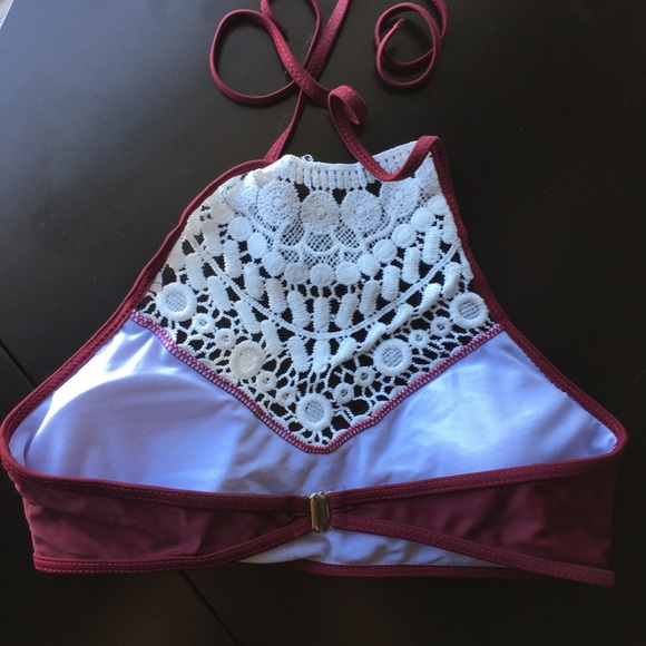 Crochet halter top bikini - Picture 4 of 6